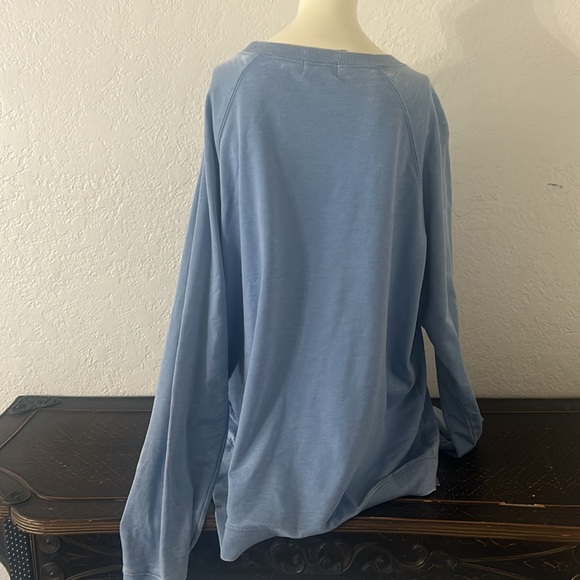 Show me your mumu, screen palm print pull over sweater size: medium - Picture 4 of 6